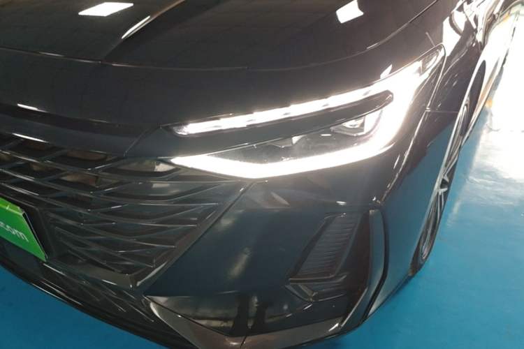 Used Chery Arrizo 8 2023 High-Performance Edition 2.0T DCT Powerfully Equipped Left Front Headlight
