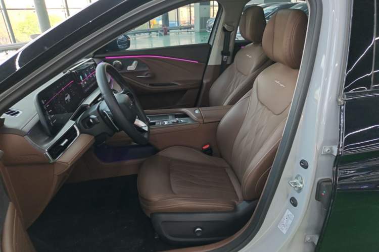 Used Chery Arrizo 8 2023 High-Performance Edition 2.0T DCT Powerfully Equipped Left Front Seat