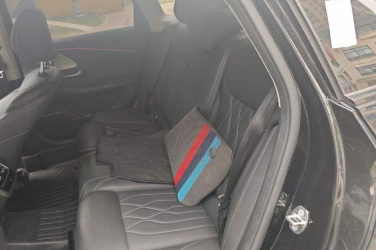Used Chery Arrizo 8 2023 High-Performance Edition 2.0T DCT Powerfully Equipped Left Rear Seat
