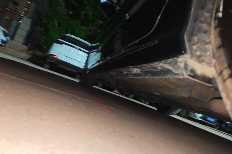 Used Chery Arrizo 8 2023 High-Performance Edition 2.0T DCT Powerfully Equipped Left Side Sill