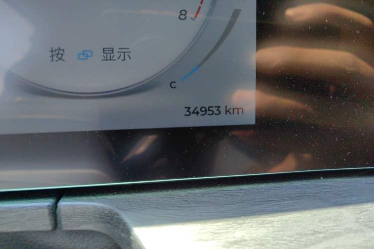 Used Chery Arrizo 8 2023 High-Performance Edition 2.0T DCT Powerfully Equipped Odometer Close Up