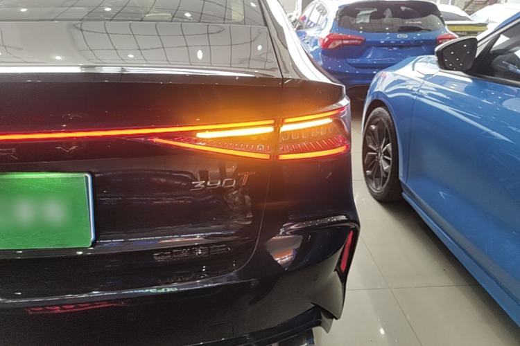 Used Chery Arrizo 8 2023 High-Performance Edition 2.0T DCT Powerfully Equipped Right Rear Taillight