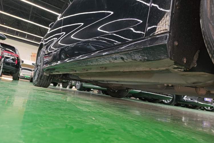 Used Chery Arrizo 8 2023 High-Performance Edition 2.0T DCT Powerfully Equipped Right Side Sill