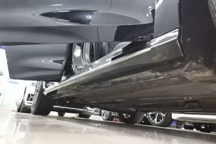 Used Chery Arrizo 8 2023 1.6T DCT Ya Right Side Sill