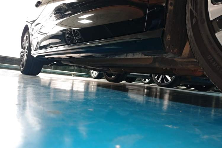 Used Chery Arrizo 8 2023 High-Performance Edition 2.0T DCT Powerfully Equipped Right Side Sill