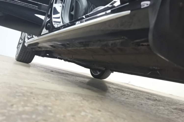 Used Chery Arrizo 8 2023 1.6T DCT Standard Right Side Sill