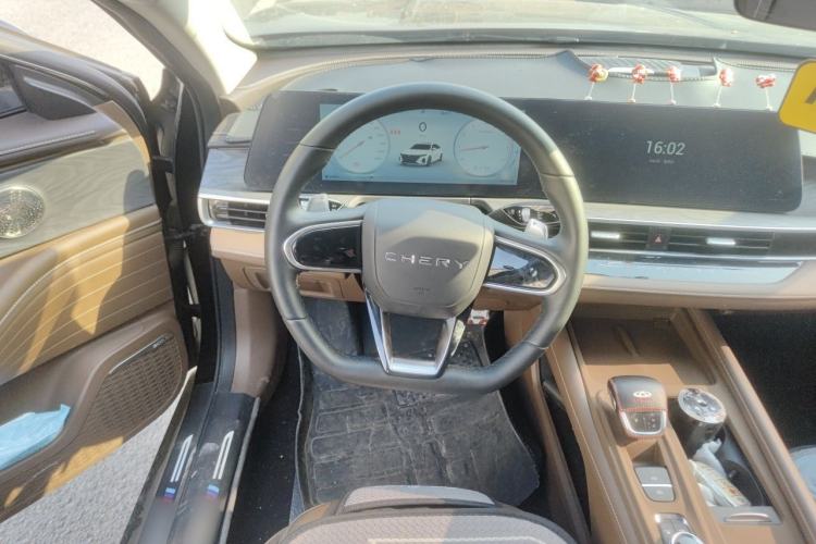 Used Chery Arrizo 8 2023 High-Performance Edition 2.0T DCT Powerfully Equipped Steering Wheel