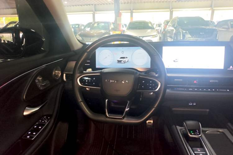 Used Chery Arrizo 8 2023 High-Performance Edition 2.0T DCT Powerfully Equipped Steering Wheel
