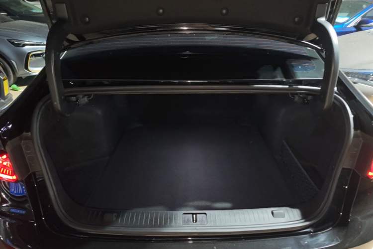 Used Chery Arrizo 8 2023 High-Performance Edition 2.0T DCT Powerfully Equipped Trunk