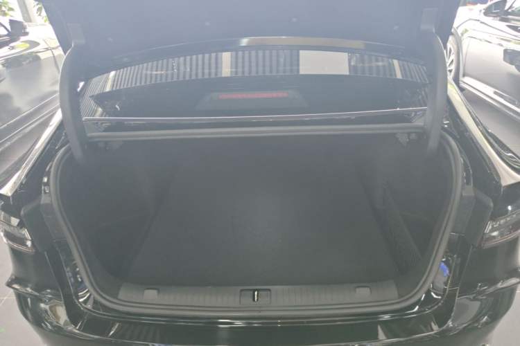 Used Chery Arrizo 8 2023 High-Performance Edition 2.0T DCT Powerfully Equipped Trunk