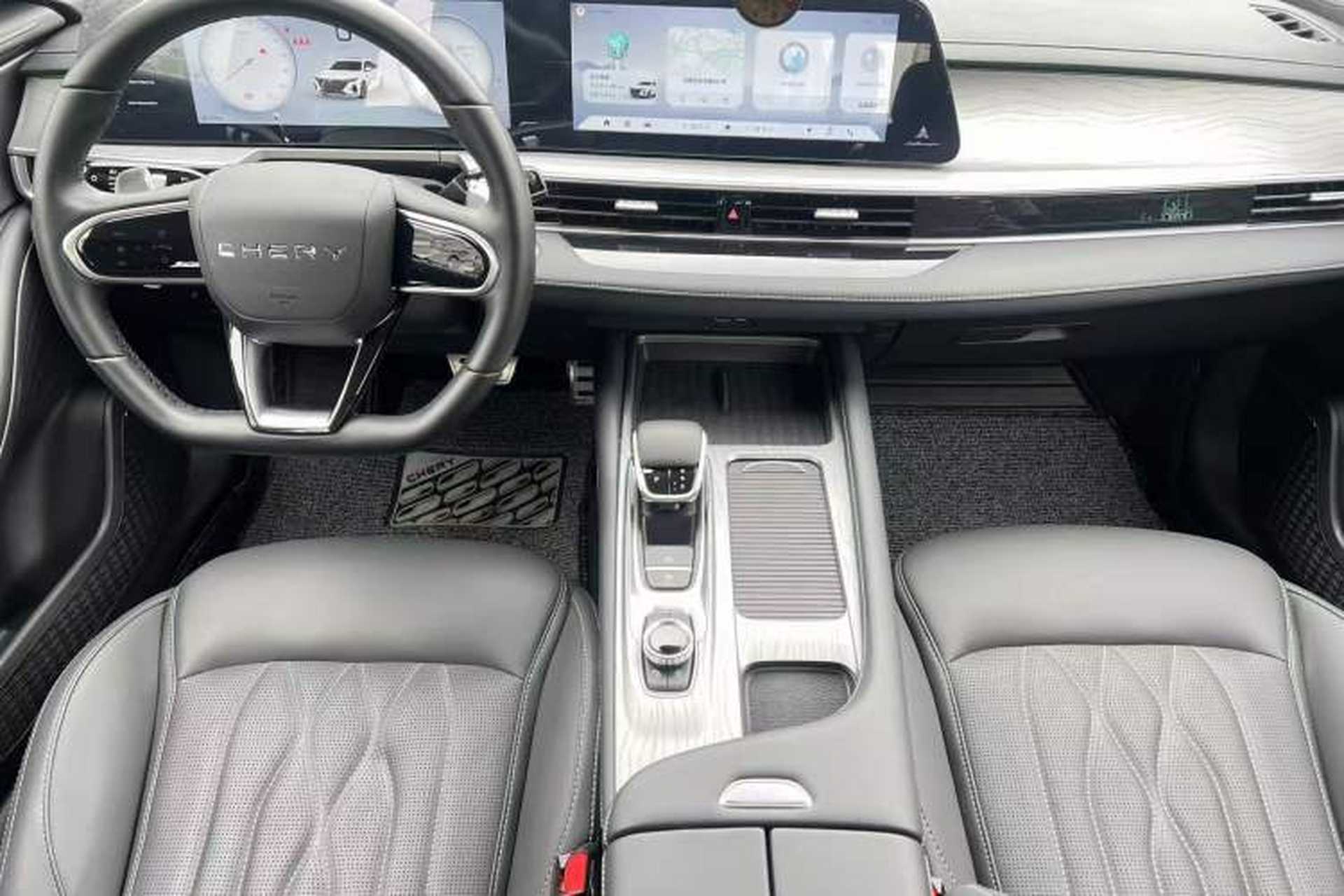 Used Chery Arrizo 8 2023 High-Performance Edition 2.0T DCT Powerfully Equipped Audio And AC Panel
