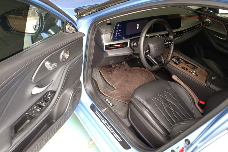 Used Chery Arrizo 8 2023 1.6T DCT Elite Driver Seat