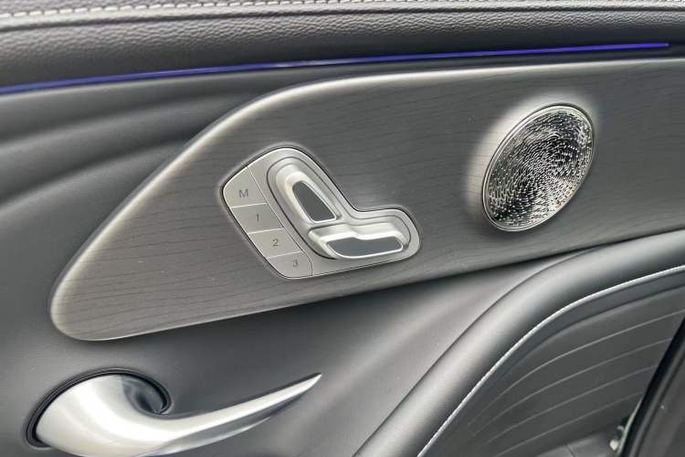 Used Chery Arrizo 8 2023 High-Performance Edition 2.0T DCT Powerfully Equipped Interior 6