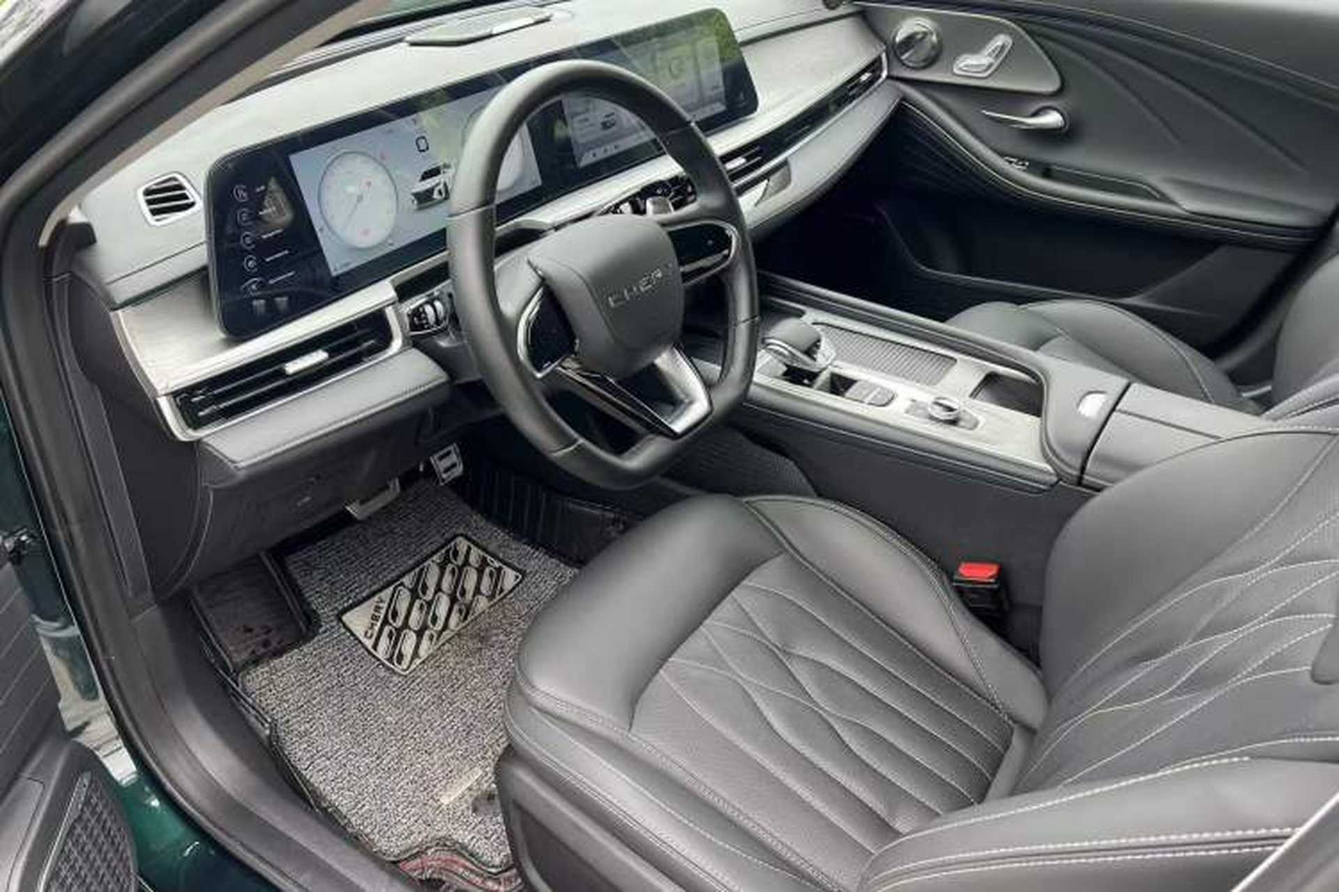 Used Chery Arrizo 8 2023 High-Performance Edition 2.0T DCT Powerfully Equipped Interior 7
