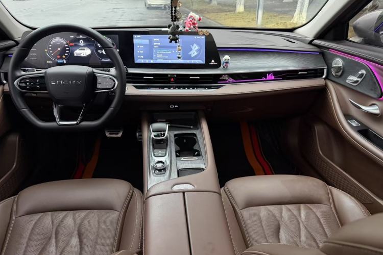 Used Chery Arrizo 8 2023 High-Performance Edition 2.0T DCT Powerfully Equipped Interior 5