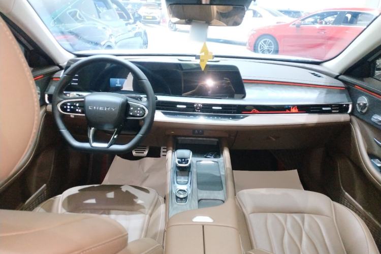 Used Chery Arrizo 8 2023 High-Performance Edition 2.0T DCT Powerfully Equipped Center Console