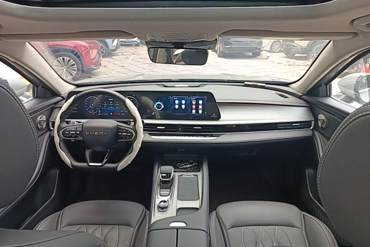Used Chery Arrizo 8 2023 1.6T DCT Ya Center Console