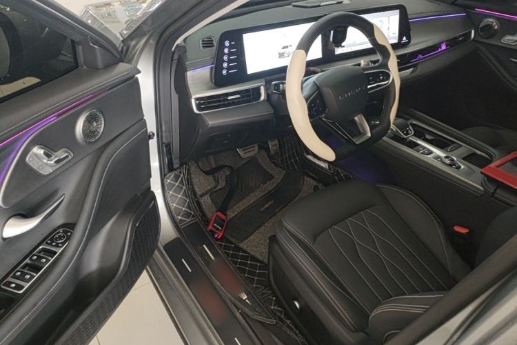 Used Chery Arrizo 8 2023 High-Performance Edition 2.0T DCT Powerfully Equipped Driver Seat