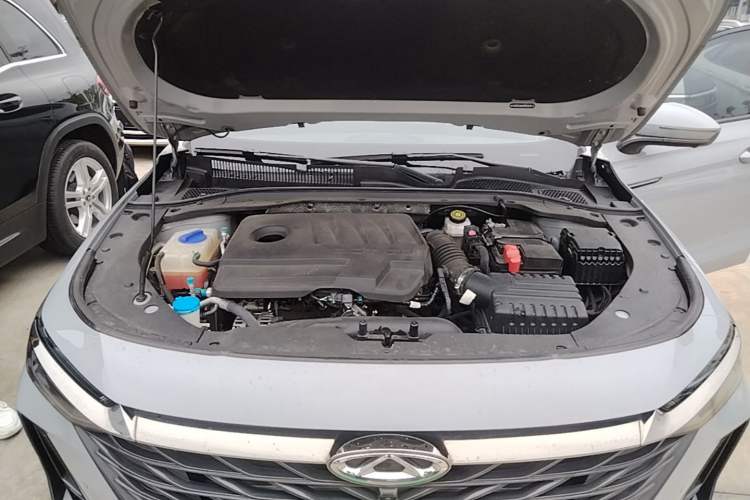 Used Chery Arrizo 8 2023 High-Energy Edition 2.0T DCT Luxury Engine Bay