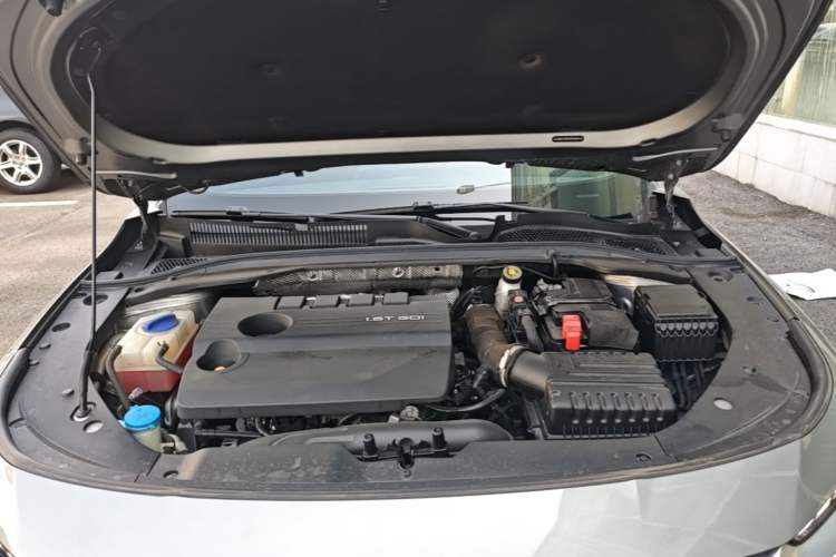 Used Chery Arrizo 8 2023 1.6T DCT Elite Engine Bay