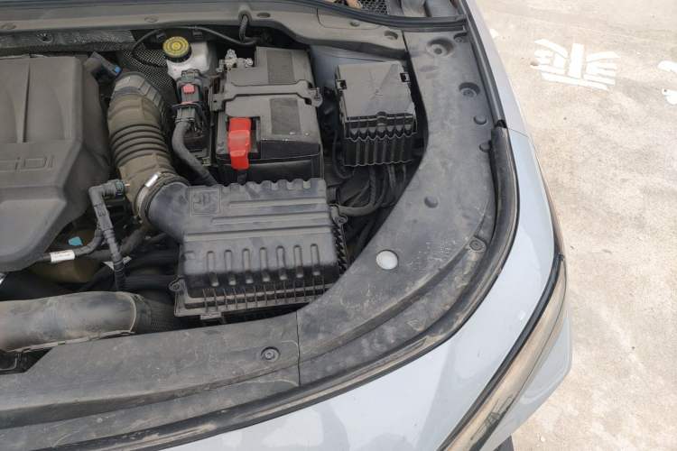 Used Chery Arrizo 8 2023 High-Performance Edition 2.0T DCT Chii Engine Bay Left
