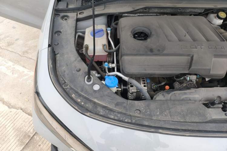 Used Chery Arrizo 8 2023 High-Performance Edition 2.0T DCT Chii Engine Bay Right