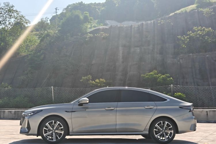 Used Chery Arrizo 8 2023 1.6T DCT Elite Exterior 9