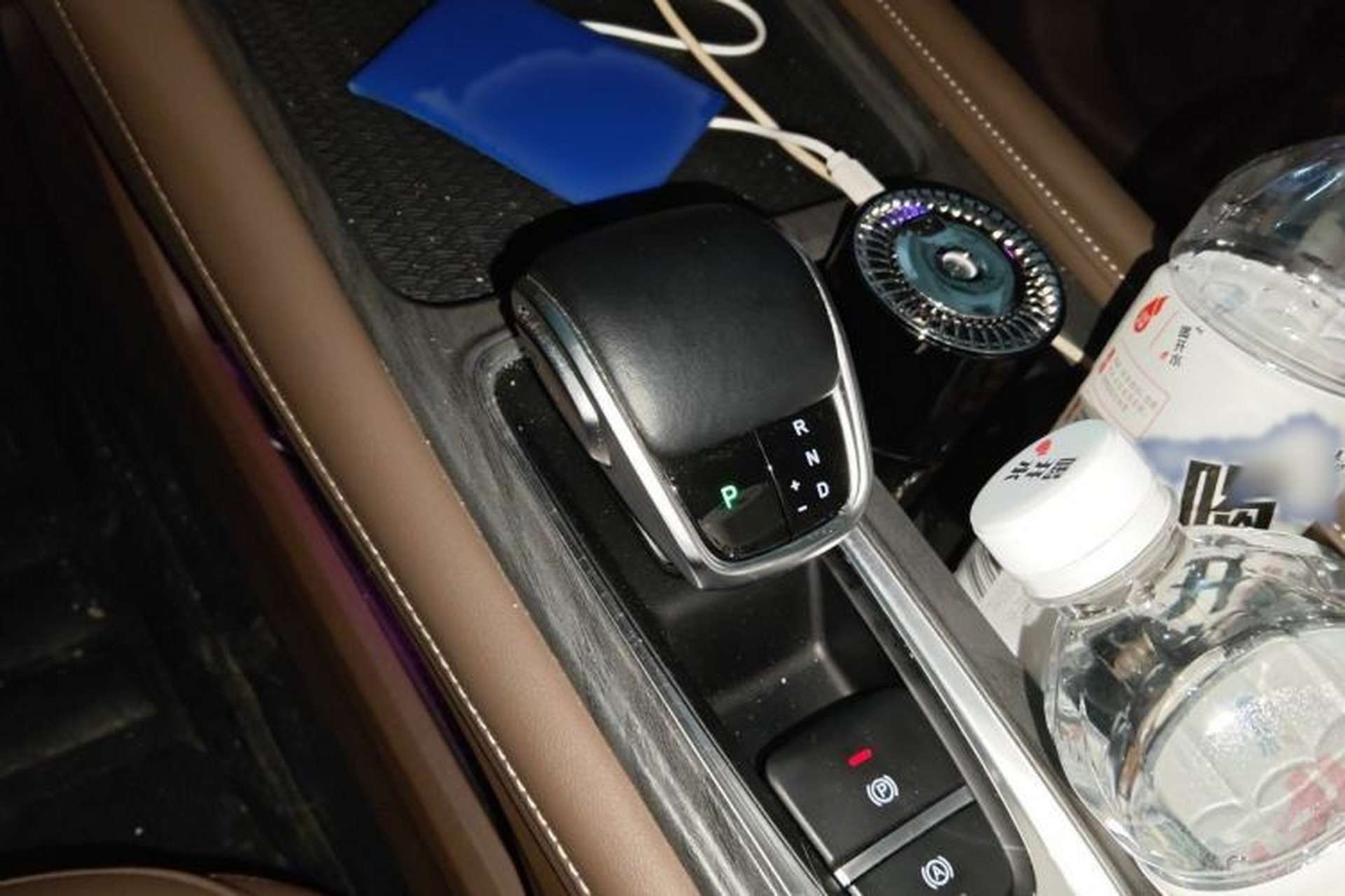 Used Chery Arrizo 8 2023 High-Energy Edition 2.0T DCT Luxury Gear Lever