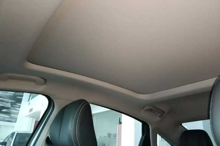 Used Chery Arrizo 8 2023 High-Performance Edition 2.0T DCT Powerfully Equipped Headliner