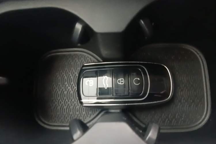 Used Chery Arrizo 8 2023 High-Performance Edition 2.0T DCT Powerfully Equipped Interior 1