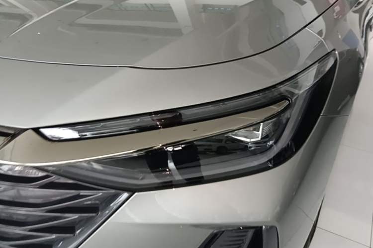 Used Chery Arrizo 8 2023 High-Performance Edition 2.0T DCT Powerfully Equipped Left Front Headlight