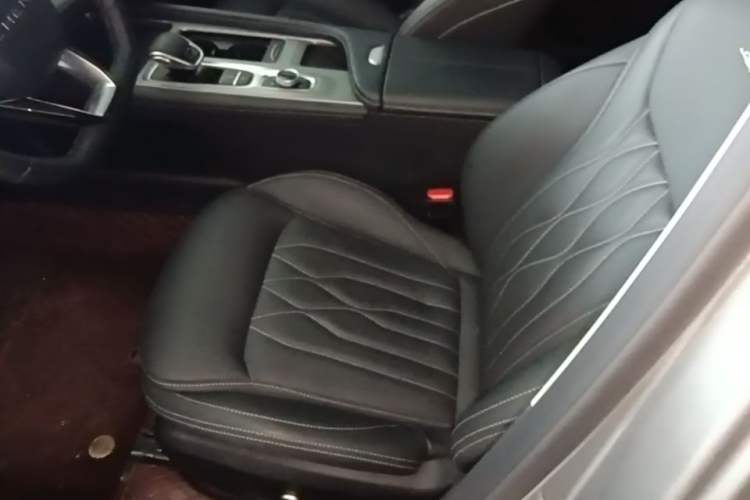 Used Chery Arrizo 8 2023 High-Performance Edition 2.0T DCT Powerfully Equipped Left Front Seat
