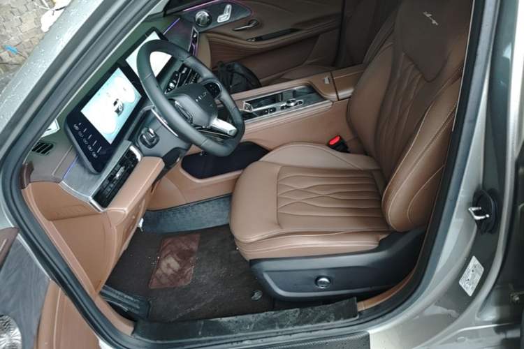 Used Chery Arrizo 8 2023 High-Performance Edition 2.0T DCT Powerfully Equipped Left Front Seat