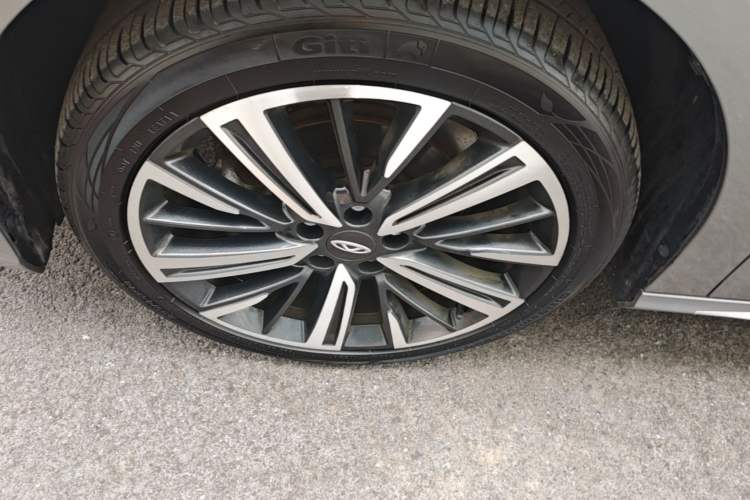 Used Chery Arrizo 8 2023 1.6T DCT Elite Left Front Wheel Hub