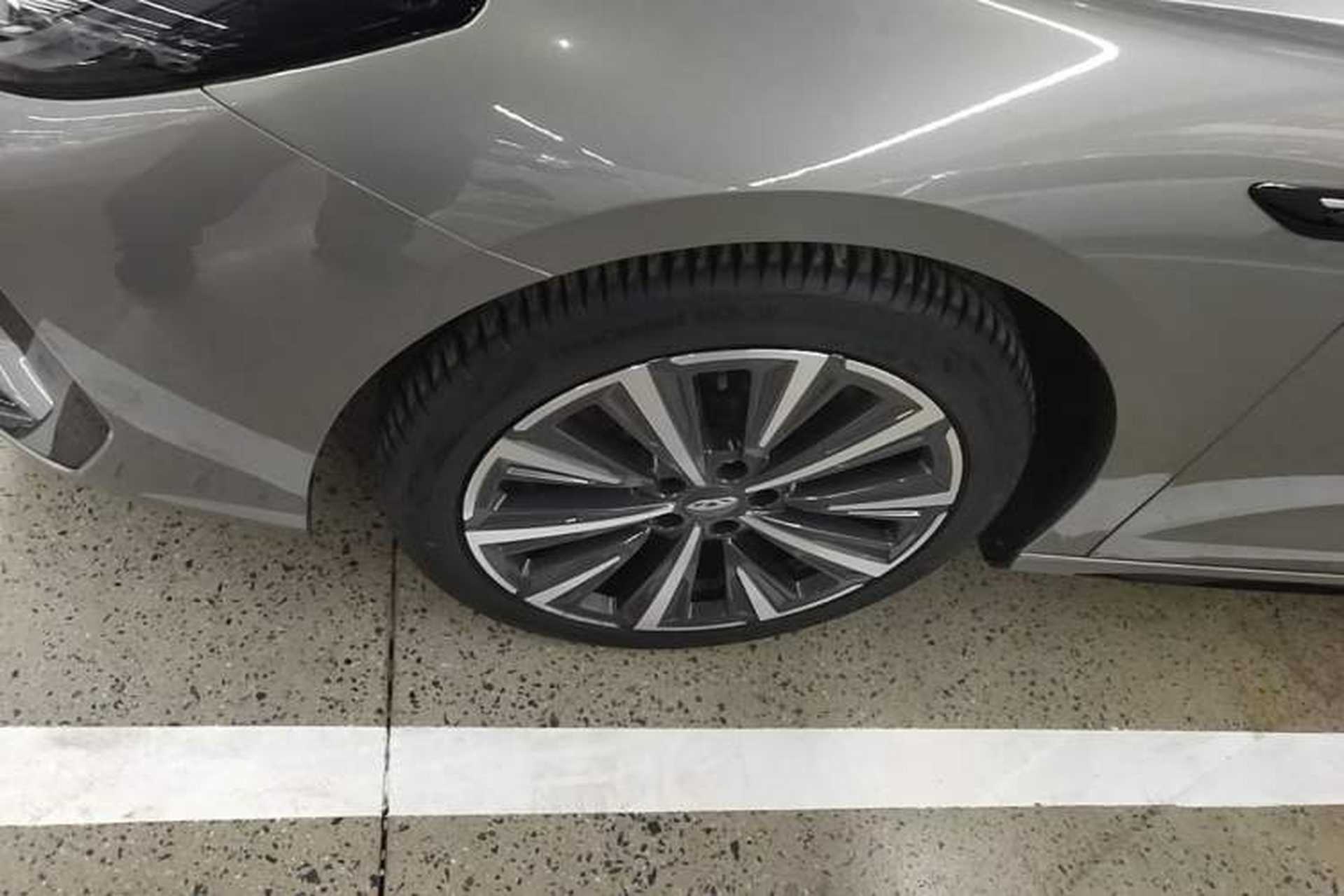 Used Chery Arrizo 8 2023 High-Energy Edition 2.0T DCT Luxury Left Front Wheel Hub