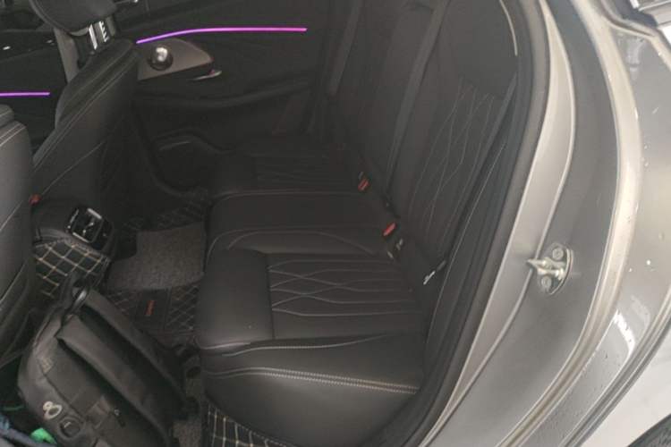 Used Chery Arrizo 8 2023 High-Performance Edition 2.0T DCT Powerfully Equipped Left Rear Seat
