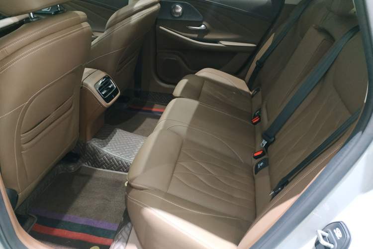 Used Chery Arrizo 8 2023 High-Performance Edition 2.0T DCT Powerfully Equipped Left Rear Seat