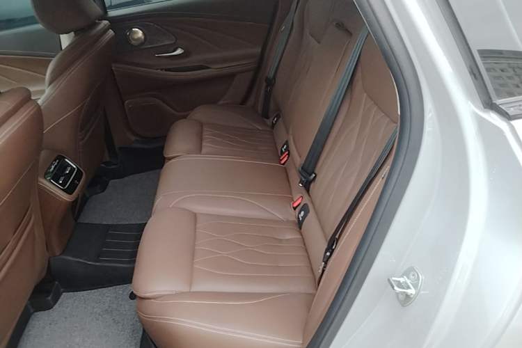 Used Chery Arrizo 8 2023 High-Energy Edition 2.0T DCT Luxury Left Rear Seat