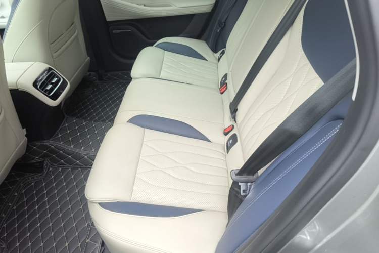 Used Chery Arrizo 8 2023 1.6T DCT Ya Left Rear Seat