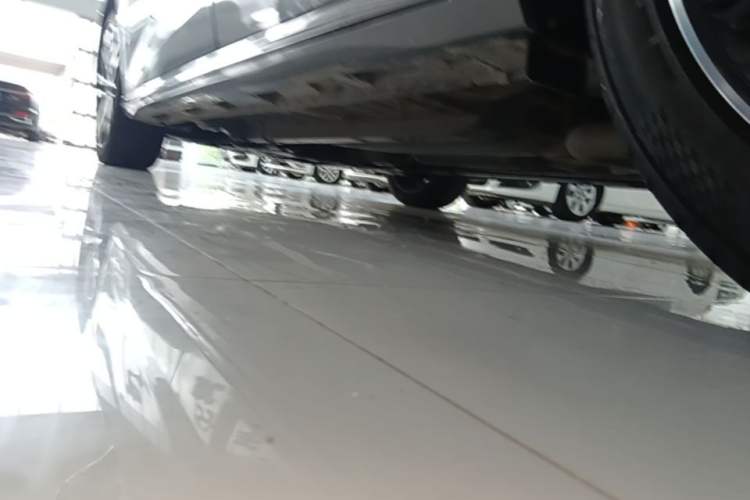 Used Chery Arrizo 8 2023 High-Performance Edition 2.0T DCT Powerfully Equipped Left Side Sill