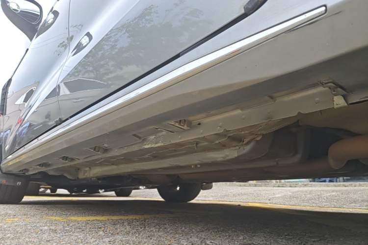 Used Chery Arrizo 8 2023 1.6T DCT Standard Left Side Sill