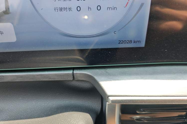 Used Chery Arrizo 8 2023 High-Performance Edition 2.0T DCT Powerfully Equipped Odometer Close Up