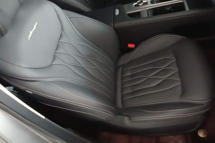 Used Chery Arrizo 8 2023 High-Performance Edition 2.0T DCT Powerfully Equipped Right Front Seat