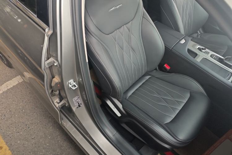 Used Chery Arrizo 8 2023 1.6T DCT Ya Right Front Seat