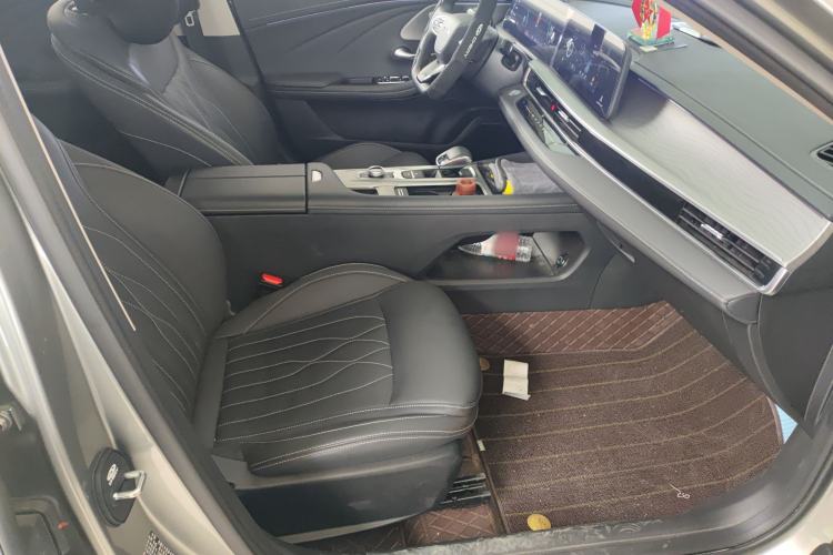 Used Chery Arrizo 8 2023 1.6T DCT Elite Right Front Seat