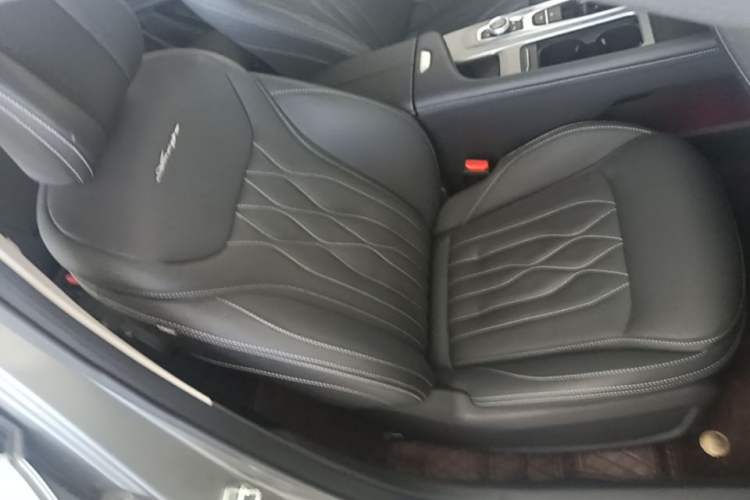 Used Chery Arrizo 8 2023 High-Performance Edition 2.0T DCT Powerfully Equipped Right Front Seat