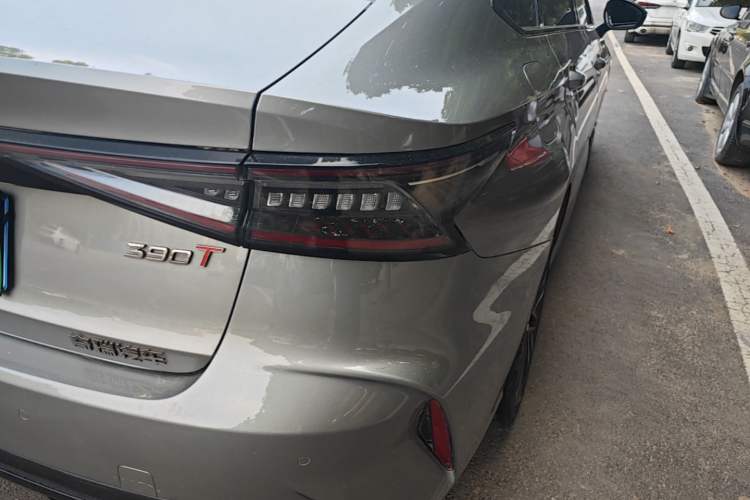 Used Chery Arrizo 8 2023 High-Performance Edition 2.0T DCT Powerfully Equipped Right Rear Taillight