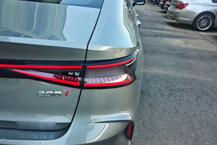 Used Chery Arrizo 8 2023 1.6T DCT Elite Right Rear Taillight