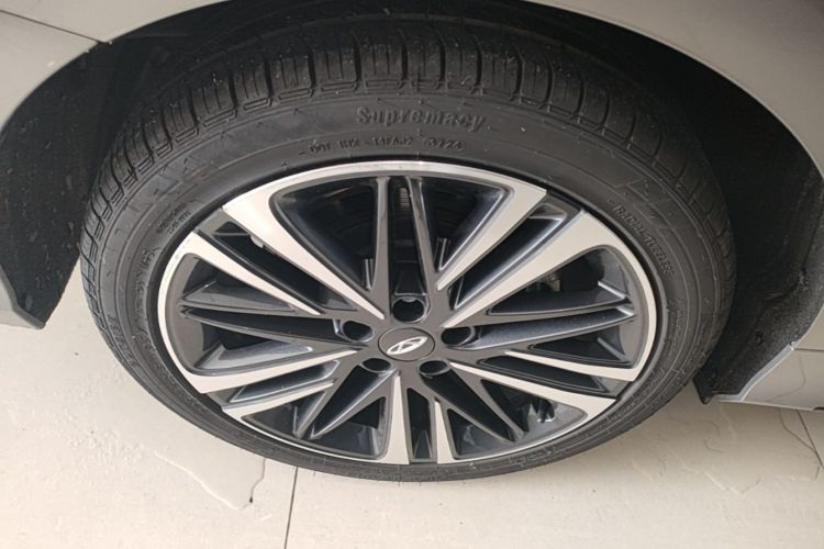 Used Chery Arrizo 8 2023 High-Performance Edition 2.0T DCT Powerfully Equipped Right Rear Wheel Hub