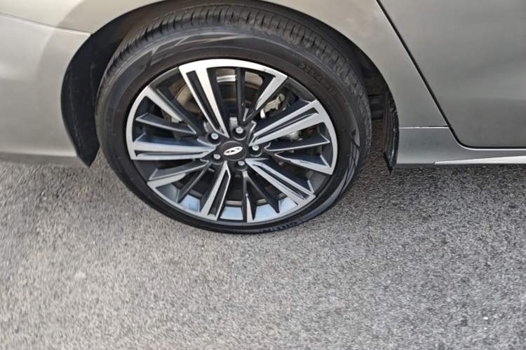 Used Chery Arrizo 8 2023 1.6T DCT Elite Right Rear Wheel Hub